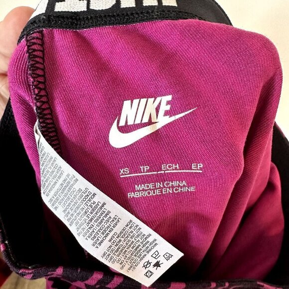Nike Leg-A-See Magenta and Black Leggings - Size Extra Small - Picture 3 of 6